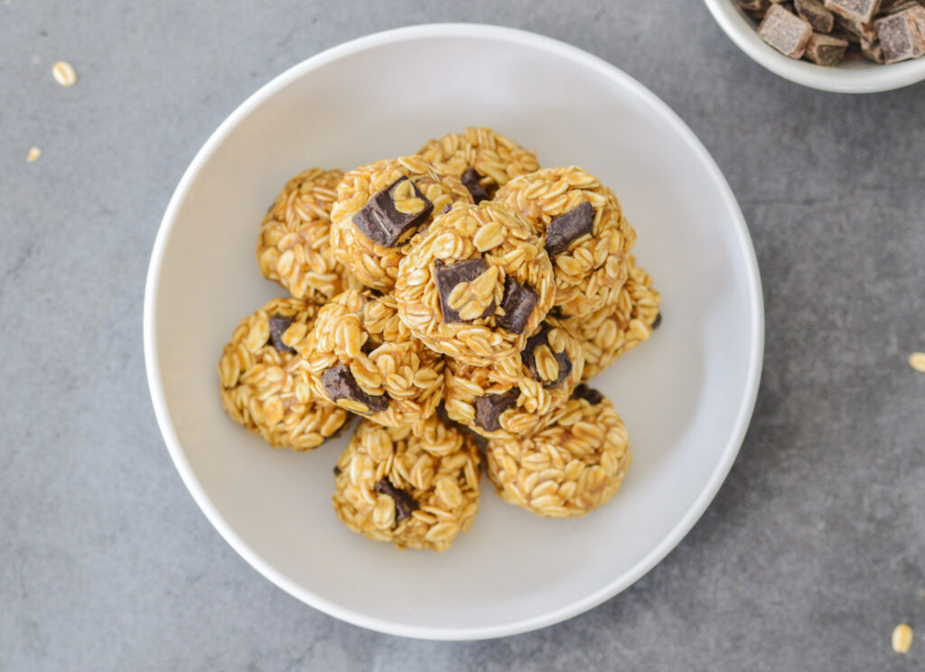 oatmeal chocolate chip balls in a bowl. a tasty vegan energy ball recipe