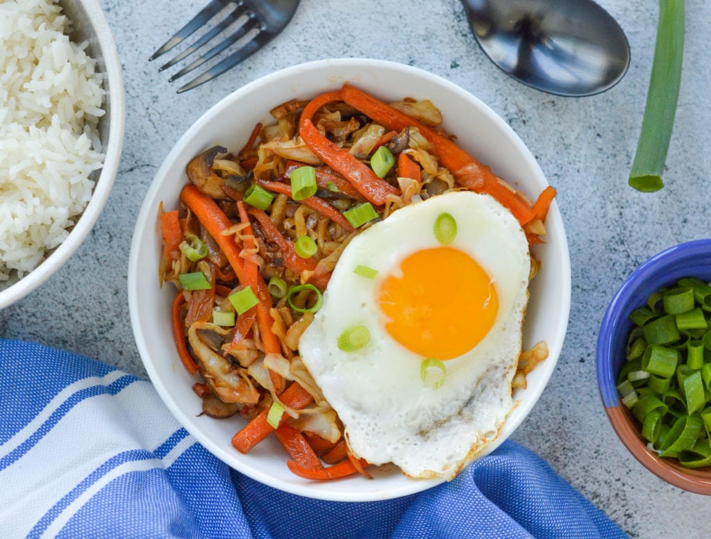Vegetarian Egg Roll in a Bowl, made with cabbage, carrots & scallions