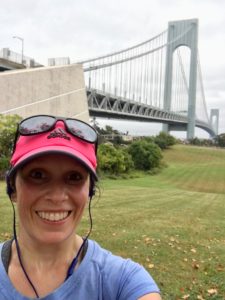 Runner in front of Verrazano Bridge