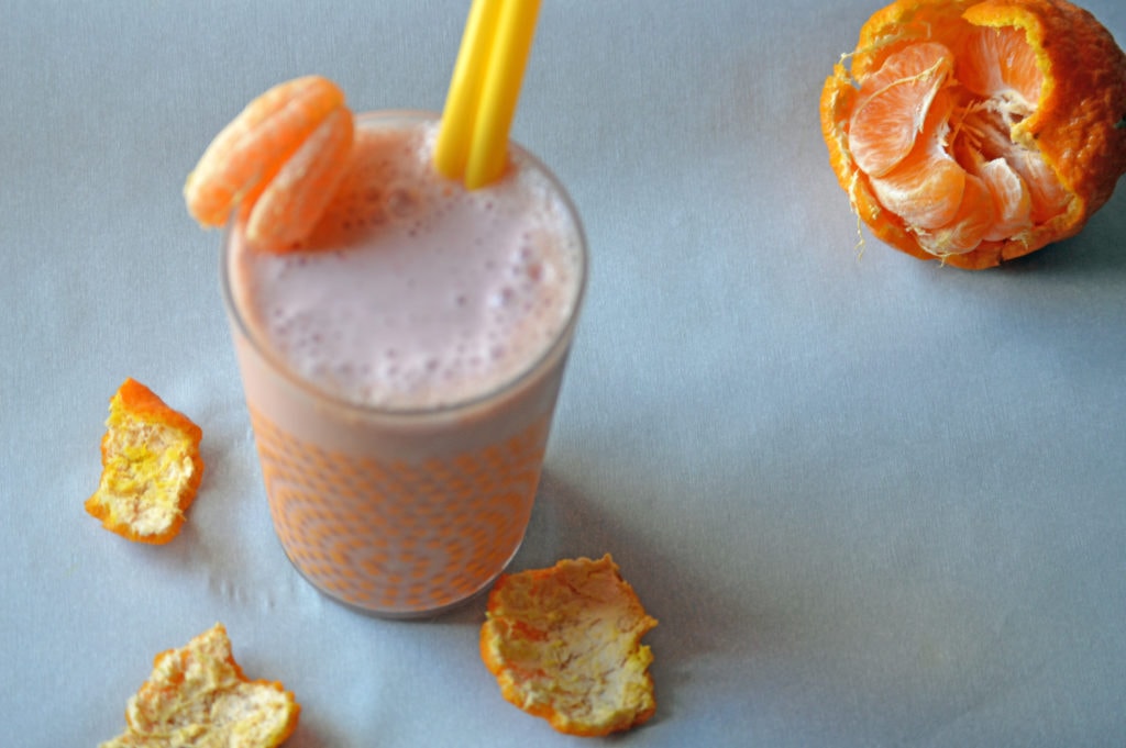 tangerine strawberry creamsicle smoothie